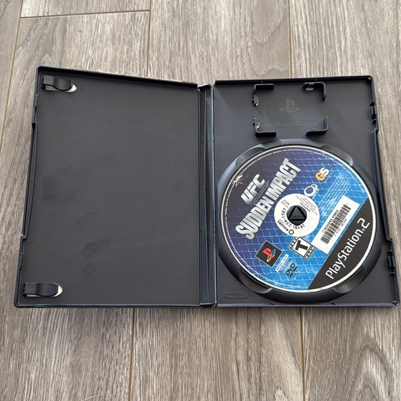 UFC Sudden Impact Playstation 2 video game - Picture 2 of 2